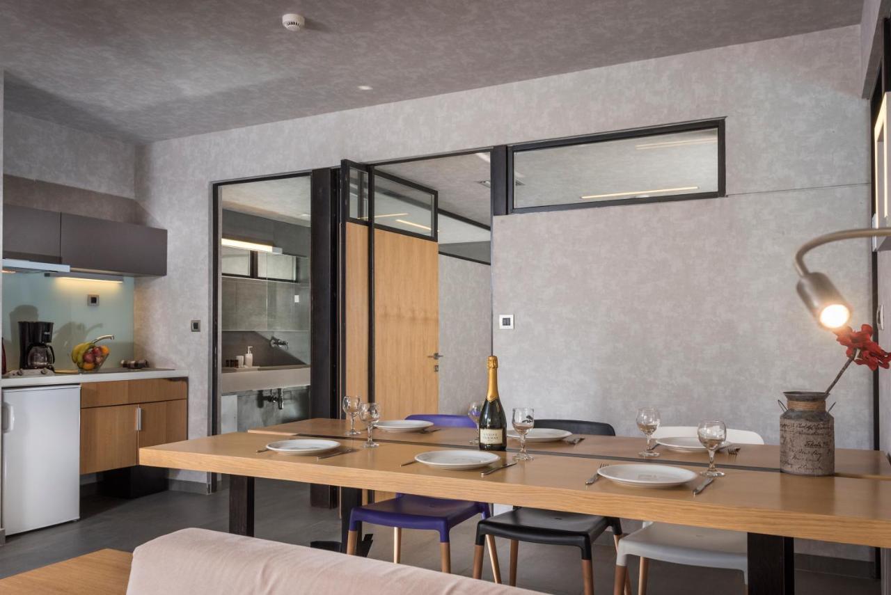 Icarus Hotel Kalamaki Exteriör bild