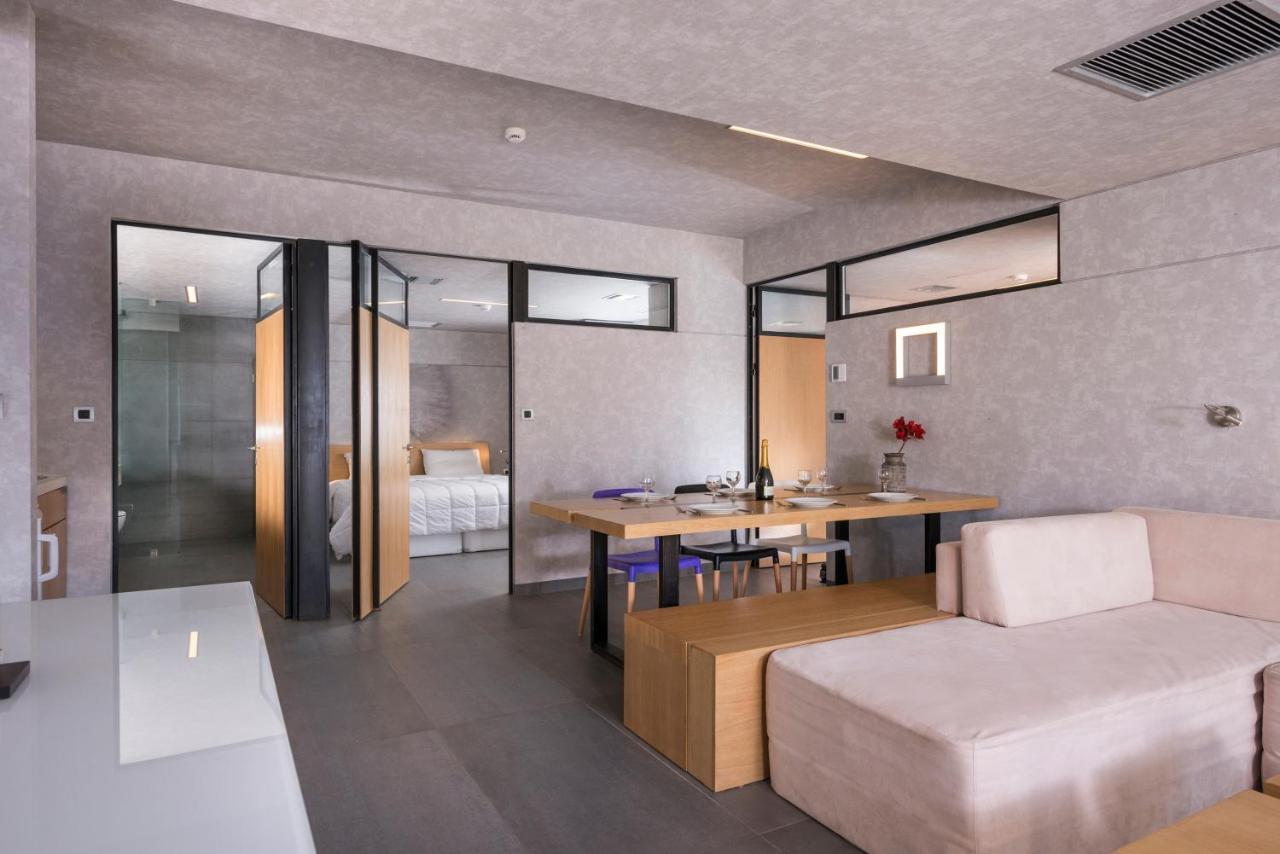 Icarus Hotel Kalamaki Exteriör bild